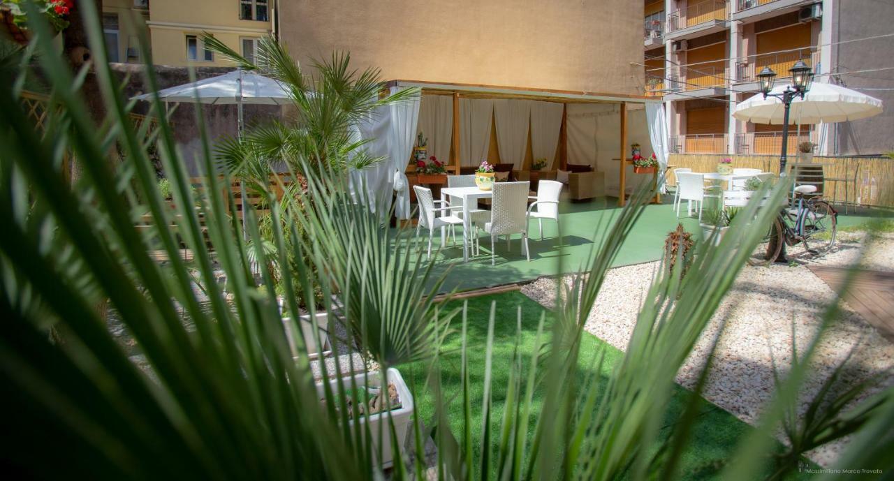B&B Sicily Luxury カターニア エクステリア 写真